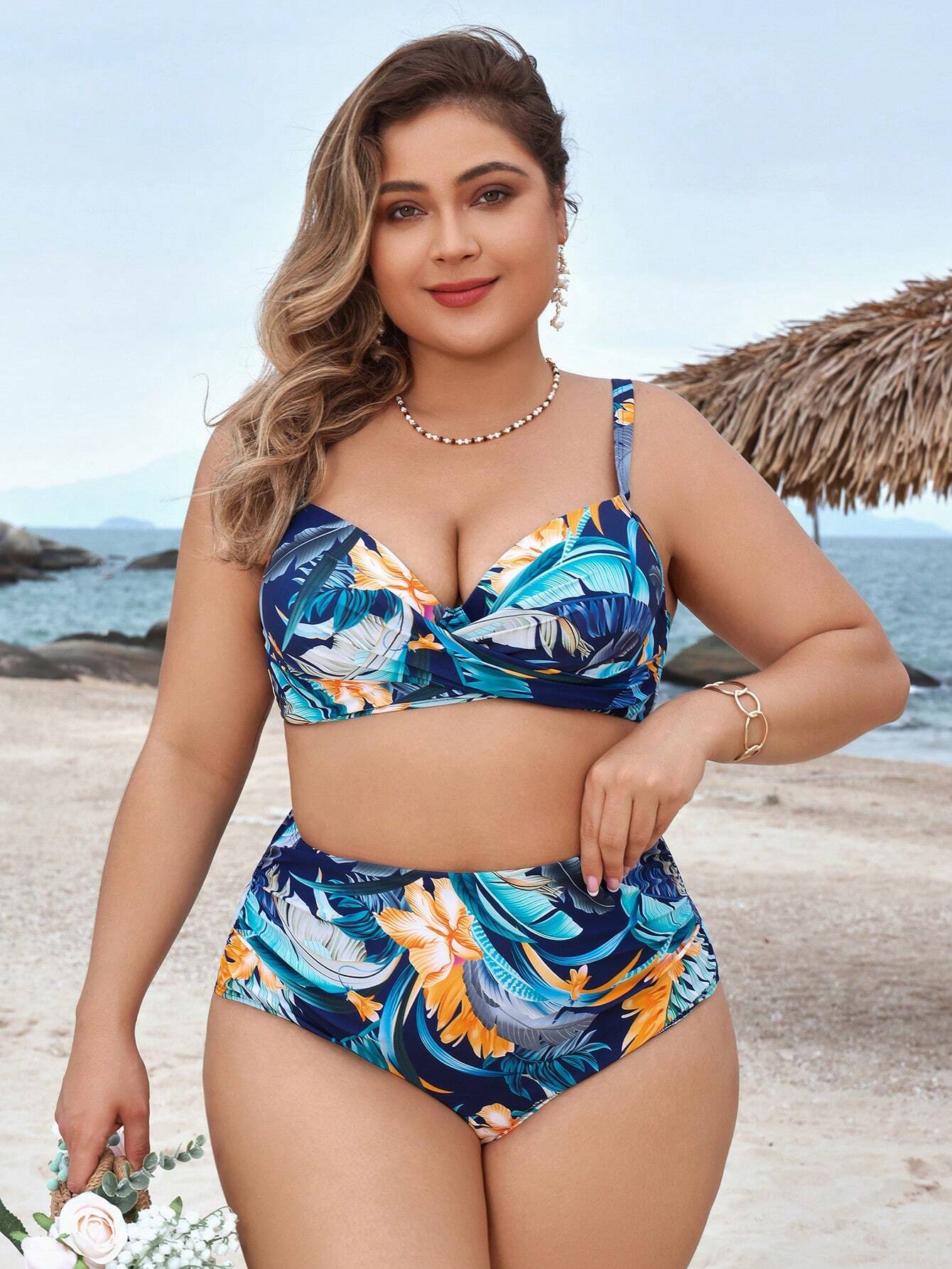 Biquíni Plus Size Florido