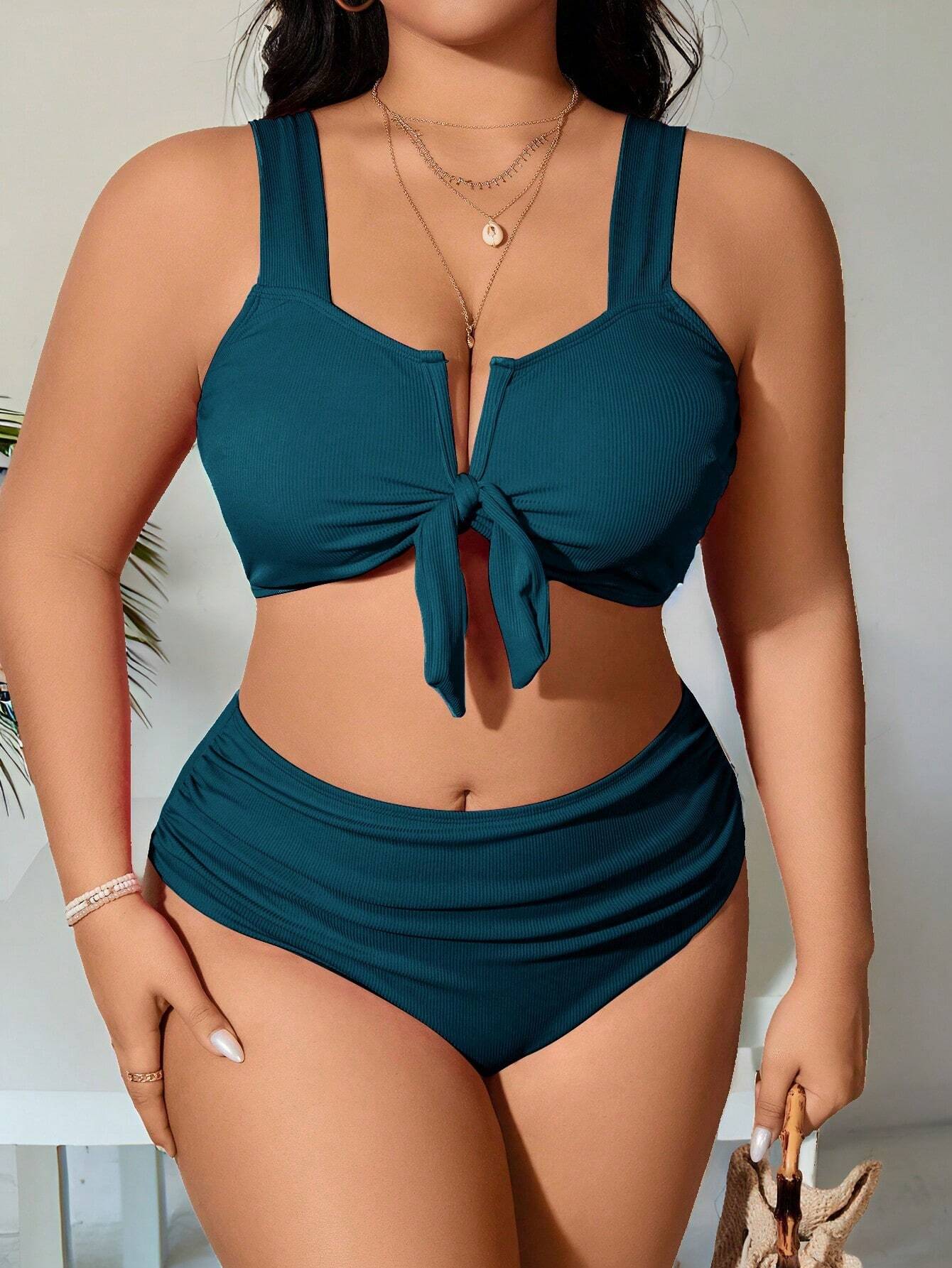 Biquíni Plus Size Simples